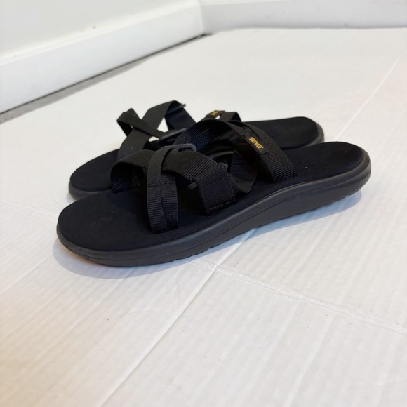 Teva Voya Slide Sandals Black Size 5 Size EU36 Strappy Sustainable Cushioned - Picture 2 of 12